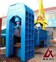 Y180-800T龍門式金屬剪切機(jī)